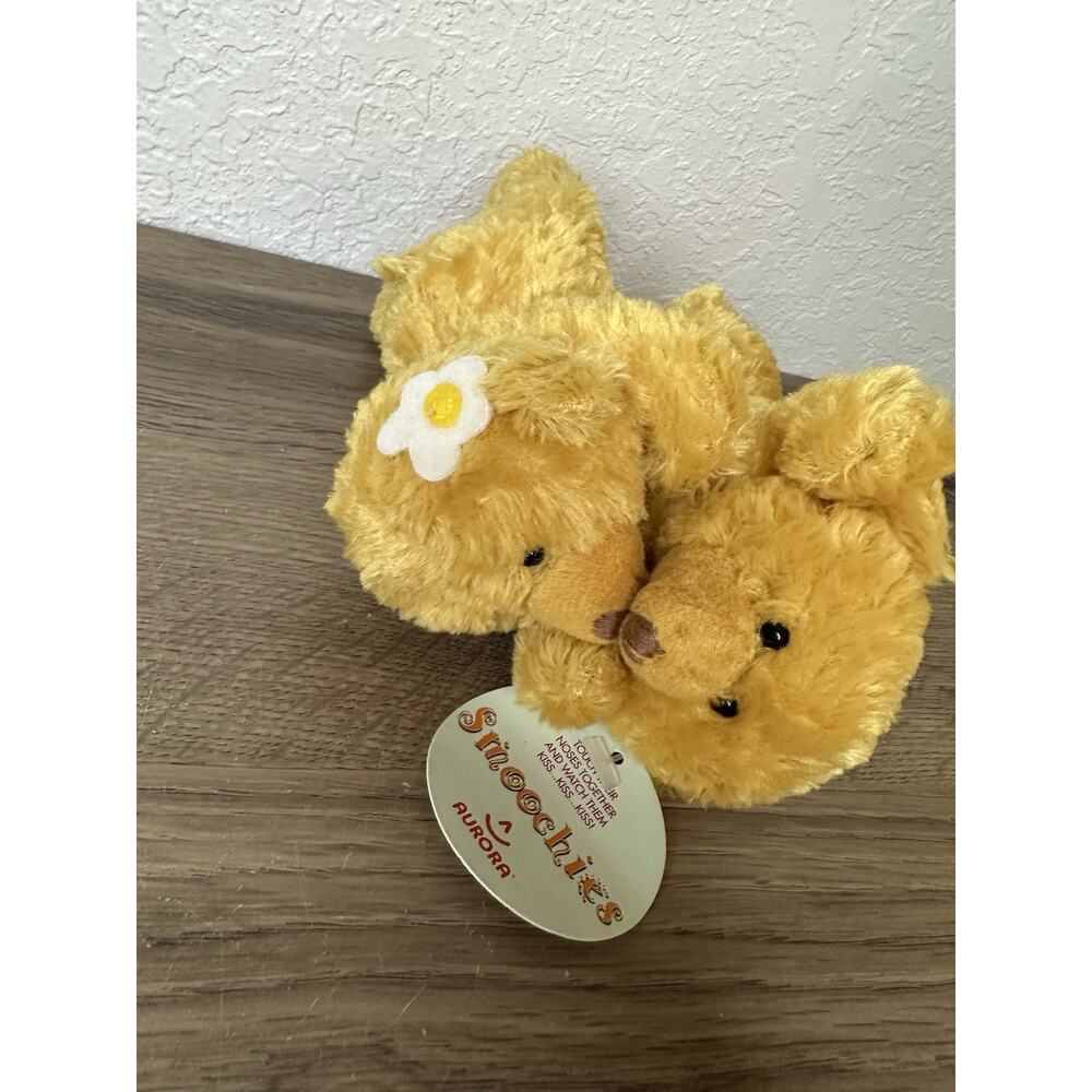 Aurora World Smoochies Plush Kissing Bears Teddy Goldie Vibrating Pair Kisses